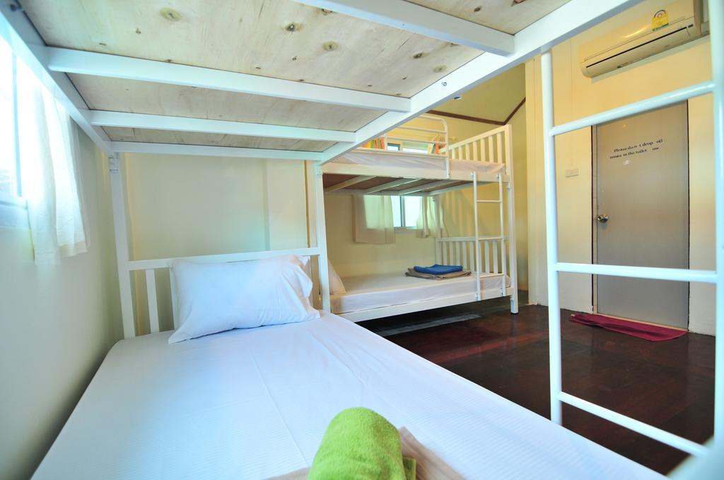 October Hostel Phi Phi Adaları Oda fotoğraf