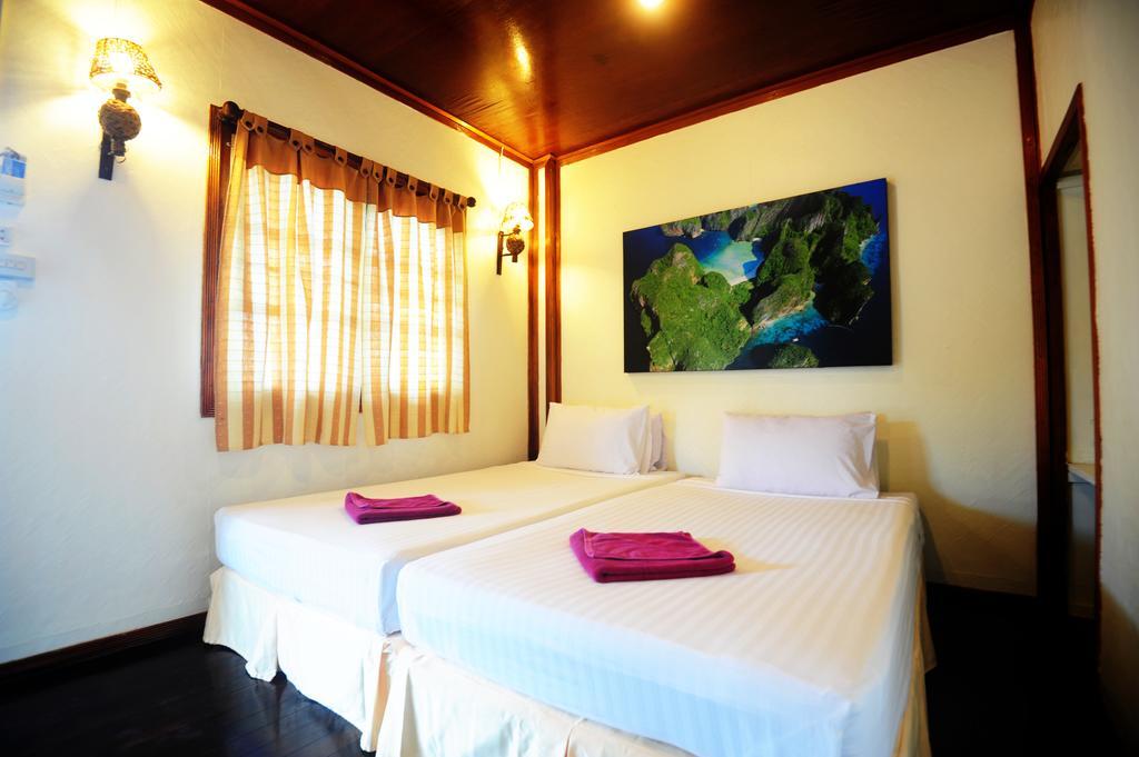 October Hostel Phi Phi Adaları Dış mekan fotoğraf